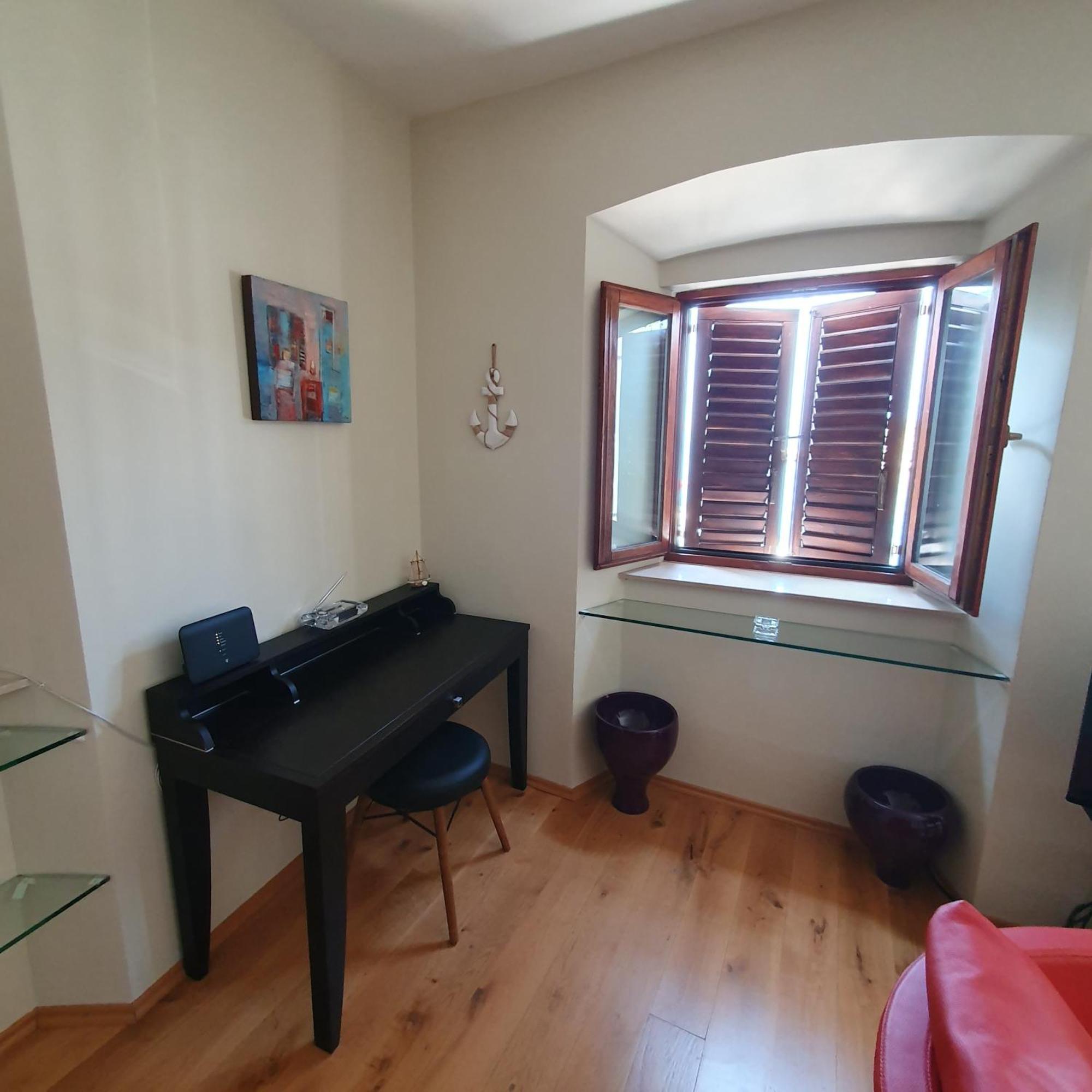 Apartman Neda Jablanac Eksteriør bilde